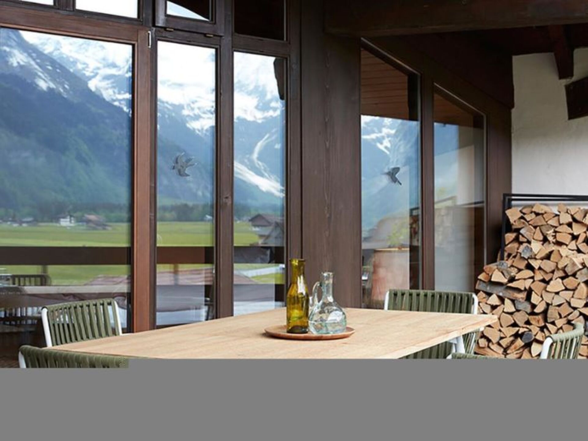 Serenity Found: Chic 3 BR Villa in Obwalden,1007