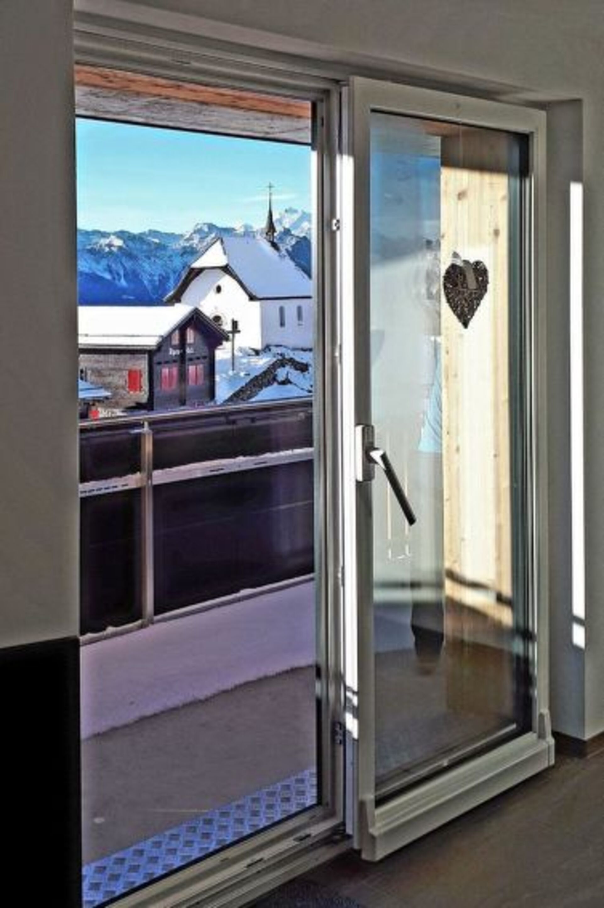 Cozy 3BR Gem in Scenic Valais,1359