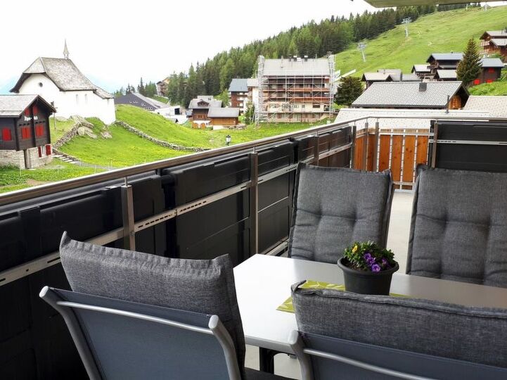 Cozy 3BR Gem in Scenic Valais,1359