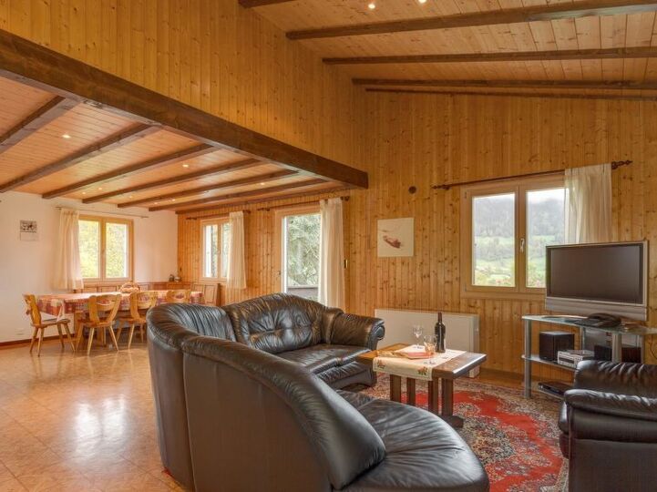 Mountain Magic: Elegant 3BR Villa in Valais,1365