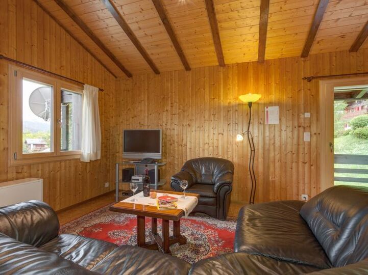 Mountain Magic: Elegant 3BR Villa in Valais,1365