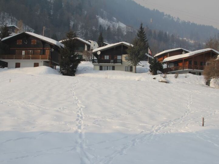 Mountain Magic: Elegant 3BR Villa in Valais,1365