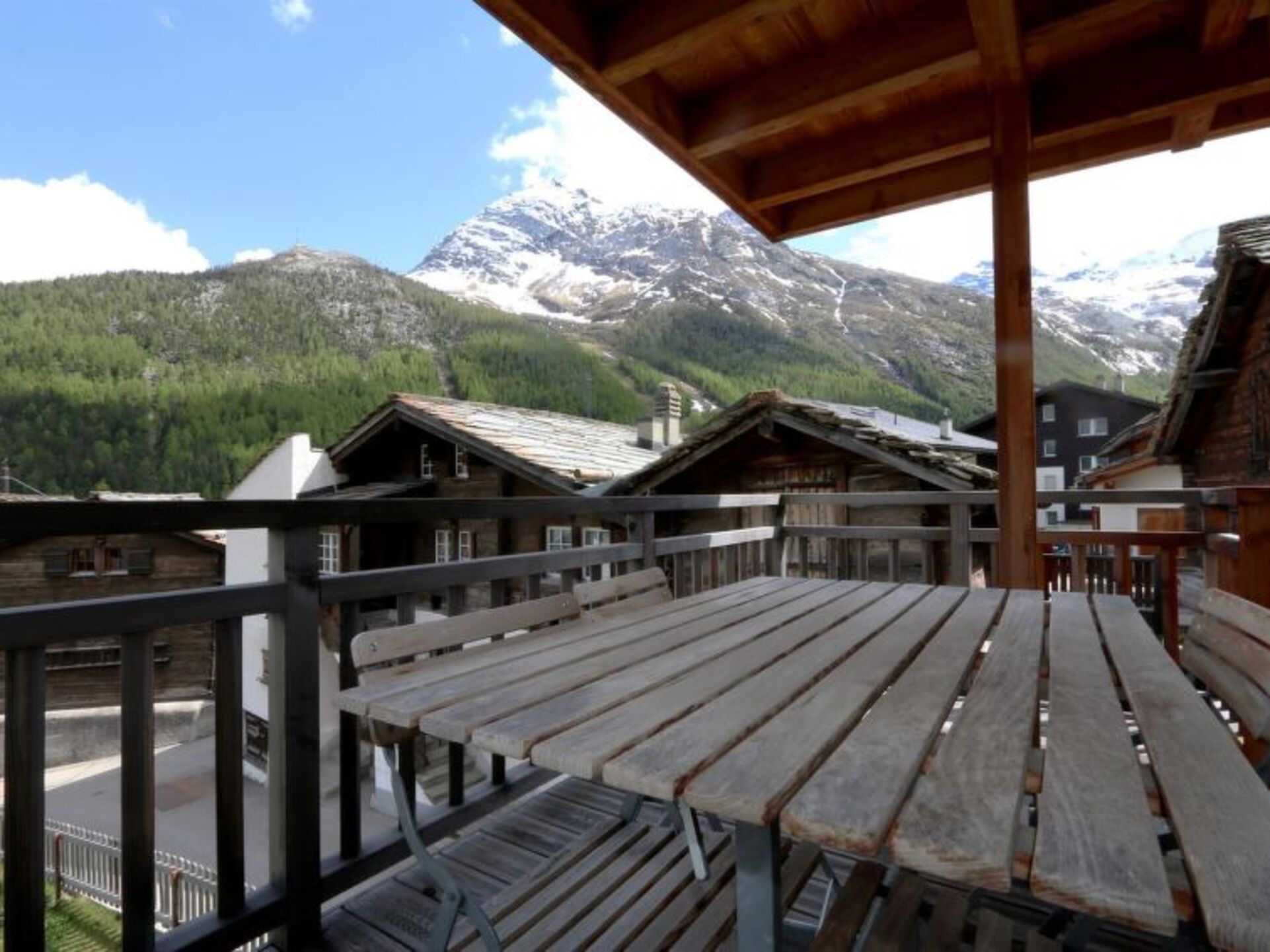 Luxurious Alpine Retreat in Valais,1384