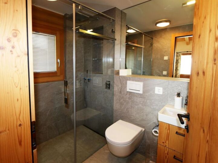 Mountain Magic: 4 Bed Villa, Valais,1387