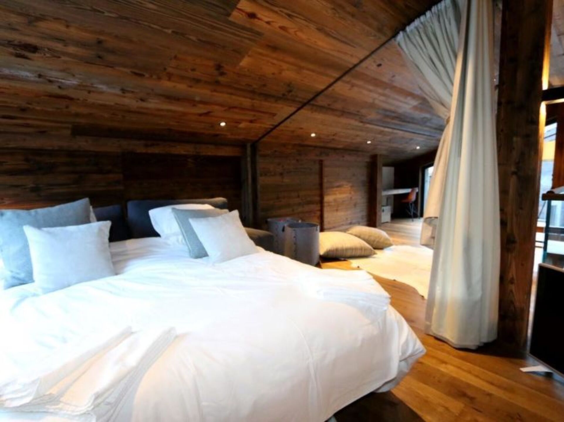 Cozy Villa for Sale in Saas-Fee, 1263