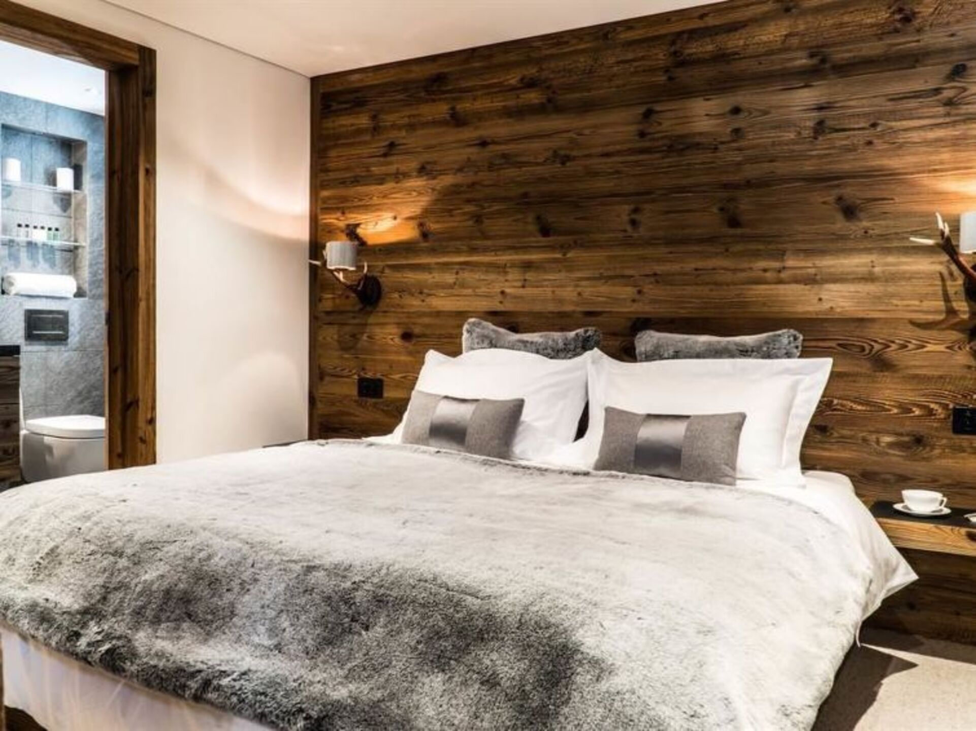 Cozy Villa for Sale in Saas-Fee, 1263