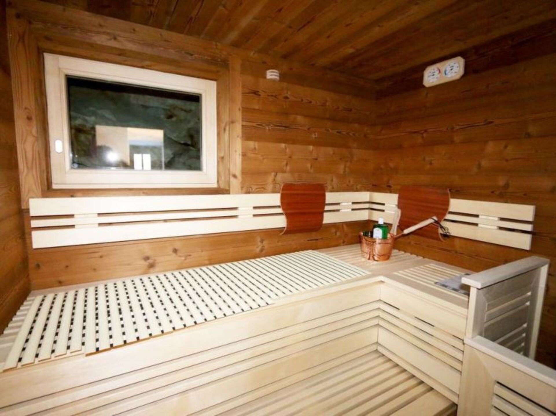 Cozy Villa for Sale in Saas-Fee, 1263