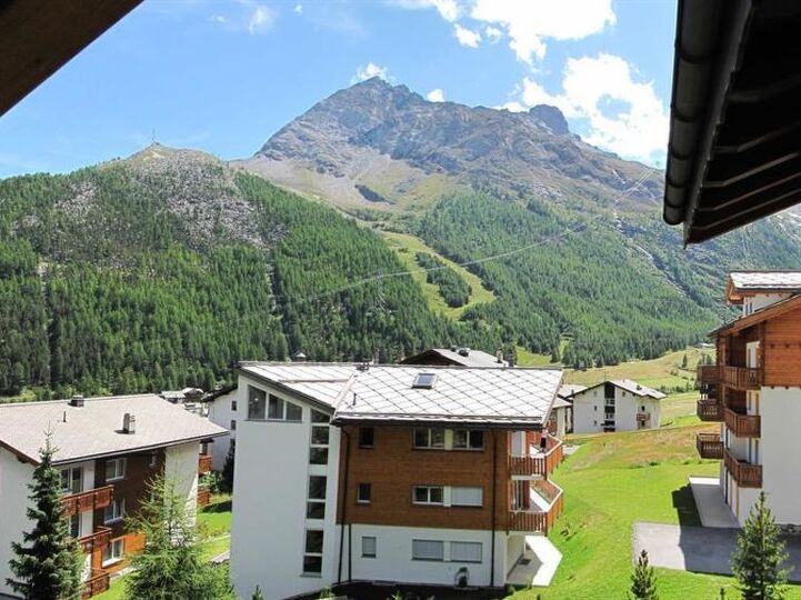 Tranquil 3 Bedroom Retreat in Saas-Fee, 1265