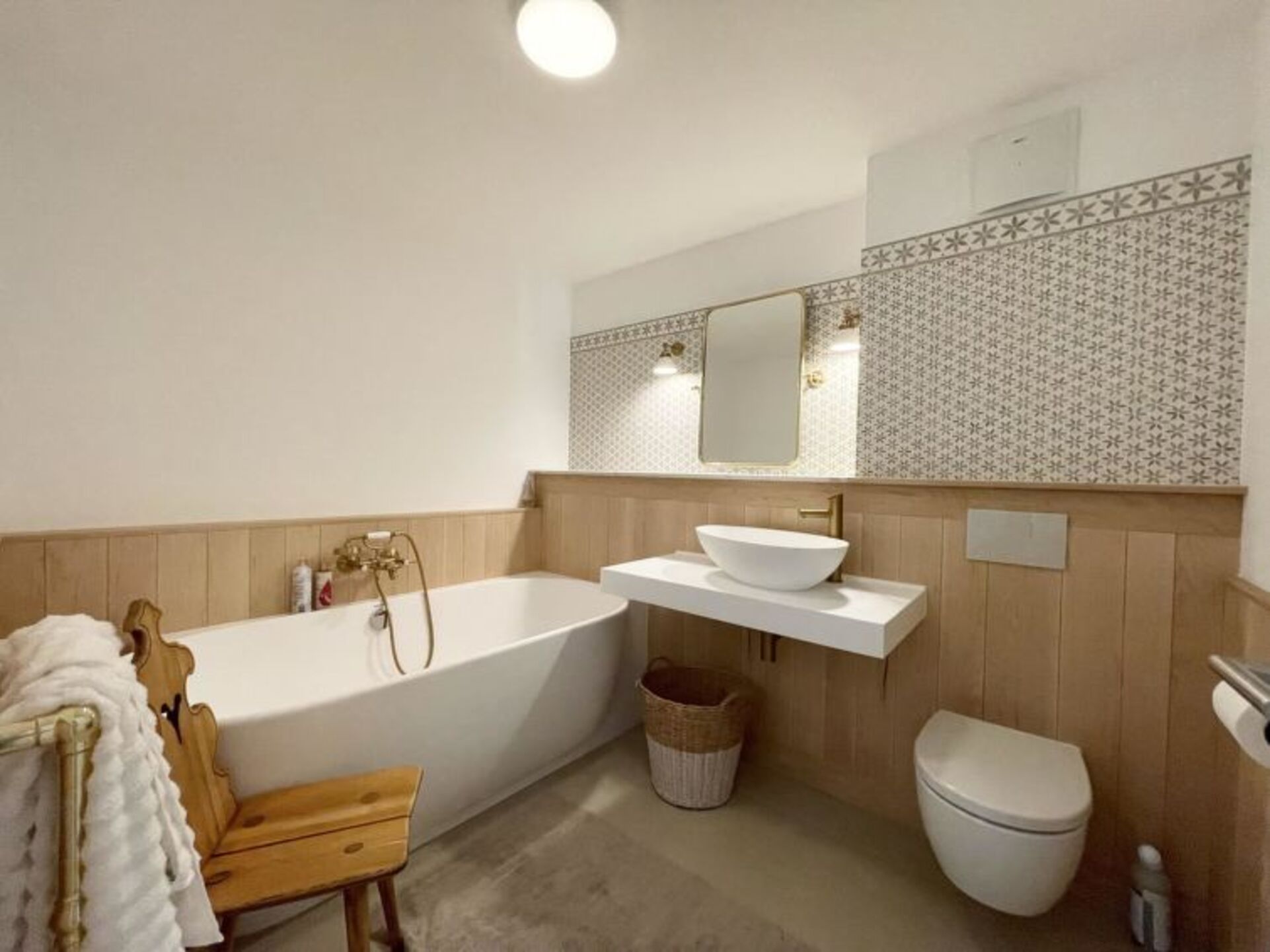 Bathroom / Wellness