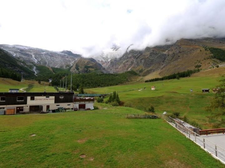 Romantic Villa Retreat in Saas-Fee, 1418