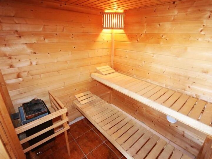 Luxurious 4 Bedroom Villa in Saas-Fee, 1273
