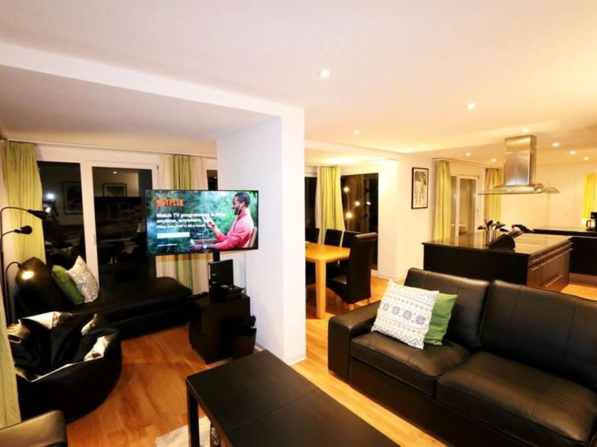 Stunning 4 Bedroom Villa in Saas-Fee City, 1275