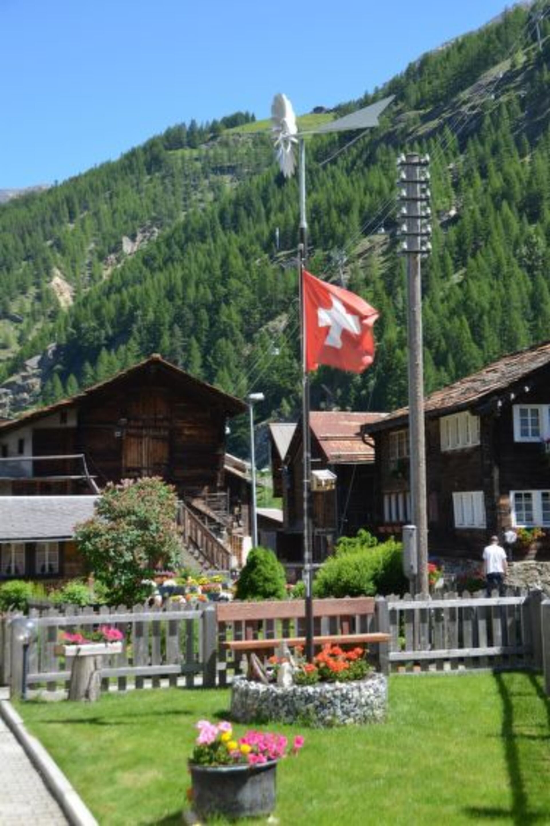 Modern 2BR Villa in Saas-Grund, 1257