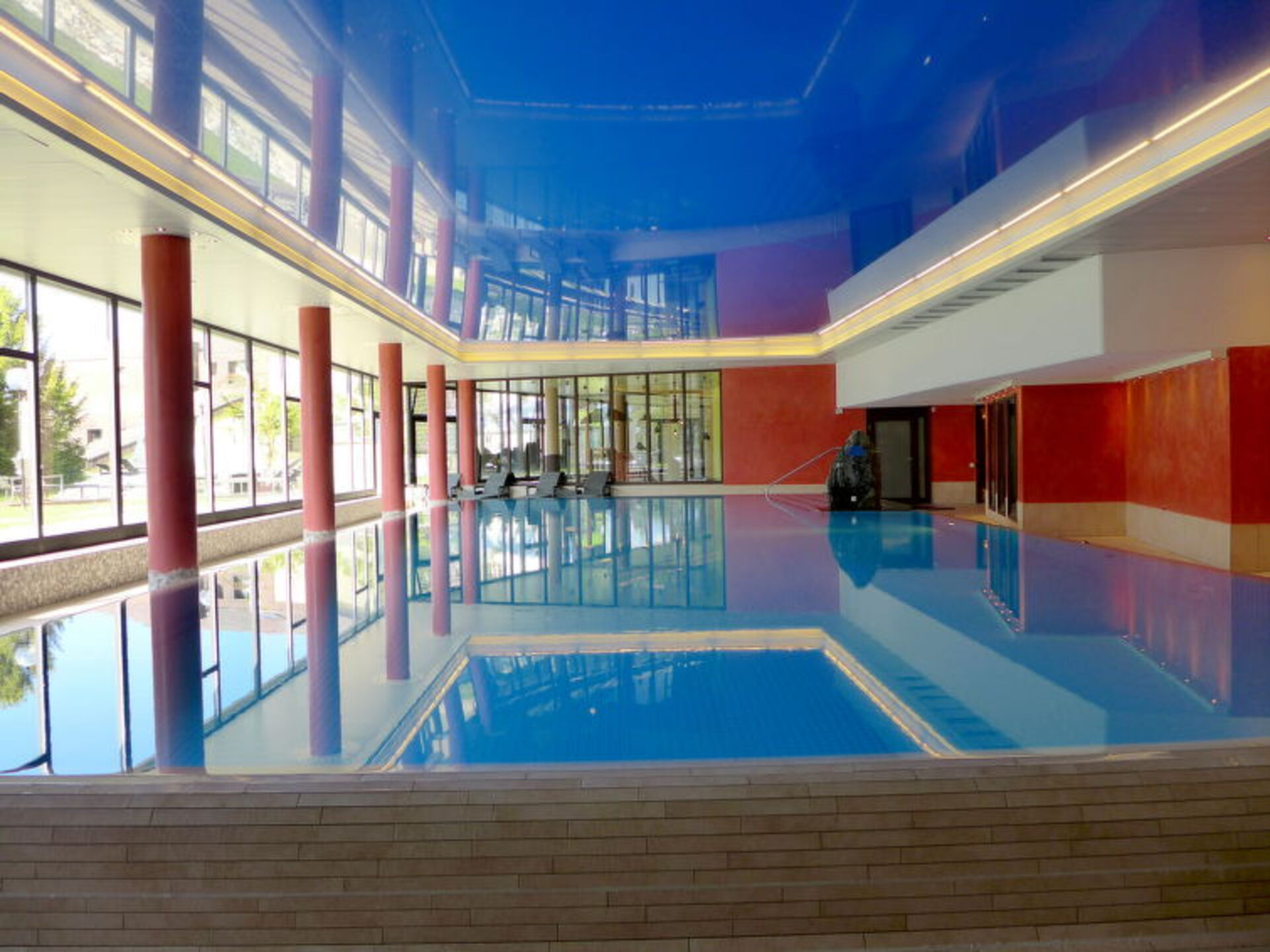 Pool Indoor