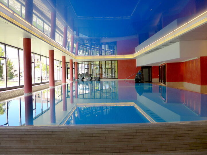 Pool Indoor