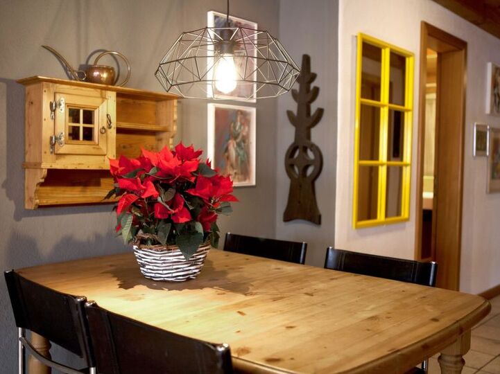 Tranquil Villa Oasis in Saanen for Rent, 1186