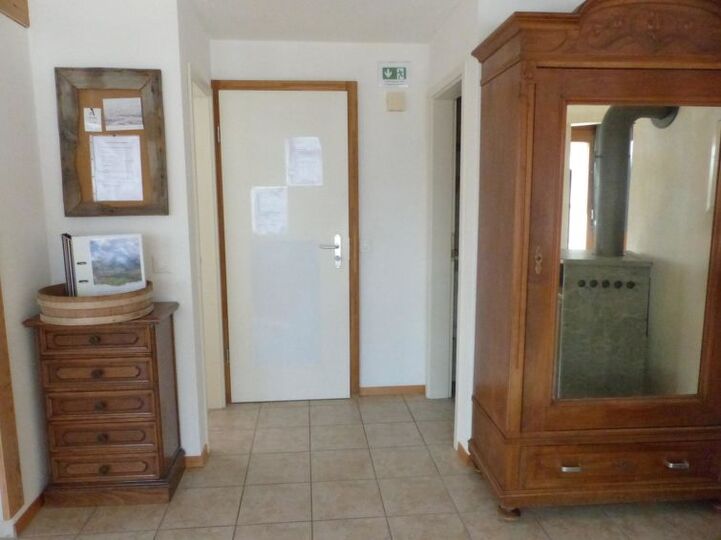 Unique 3 Bedroom Villa in Lenk, 1189