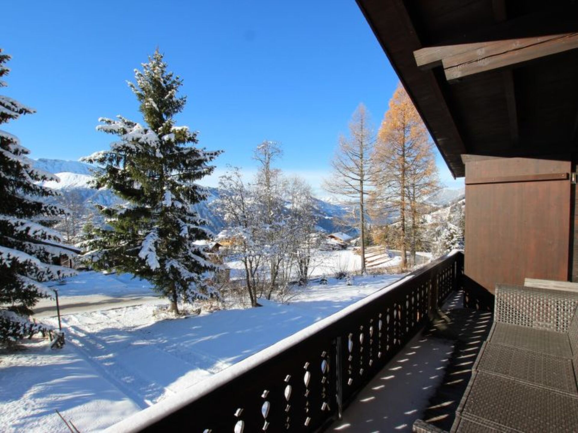 Elegant 4 Bedroom Villa in the Heart of Lenk, 1190