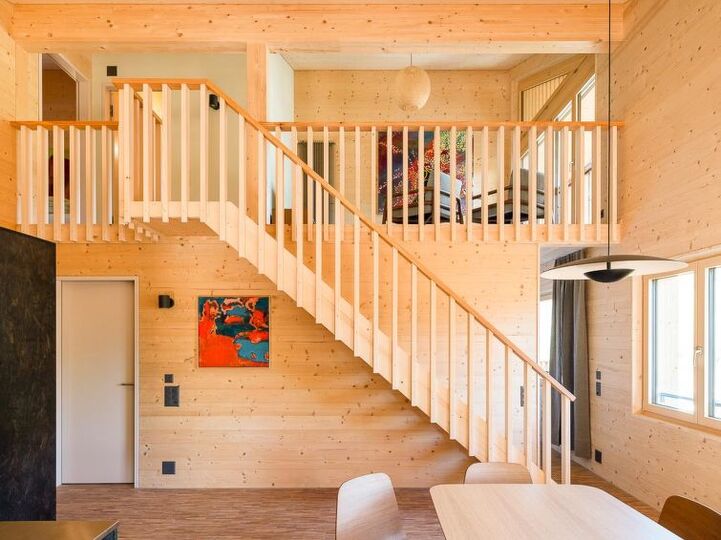 Elegant Family Home in Zweisimmen, 1177