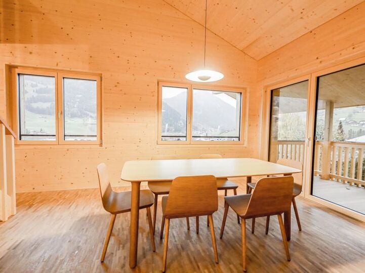 Elegant Family Home in Zweisimmen, 1177