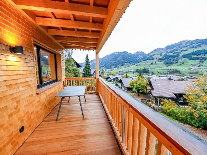Escape to Zweisimmen Villa, 1193