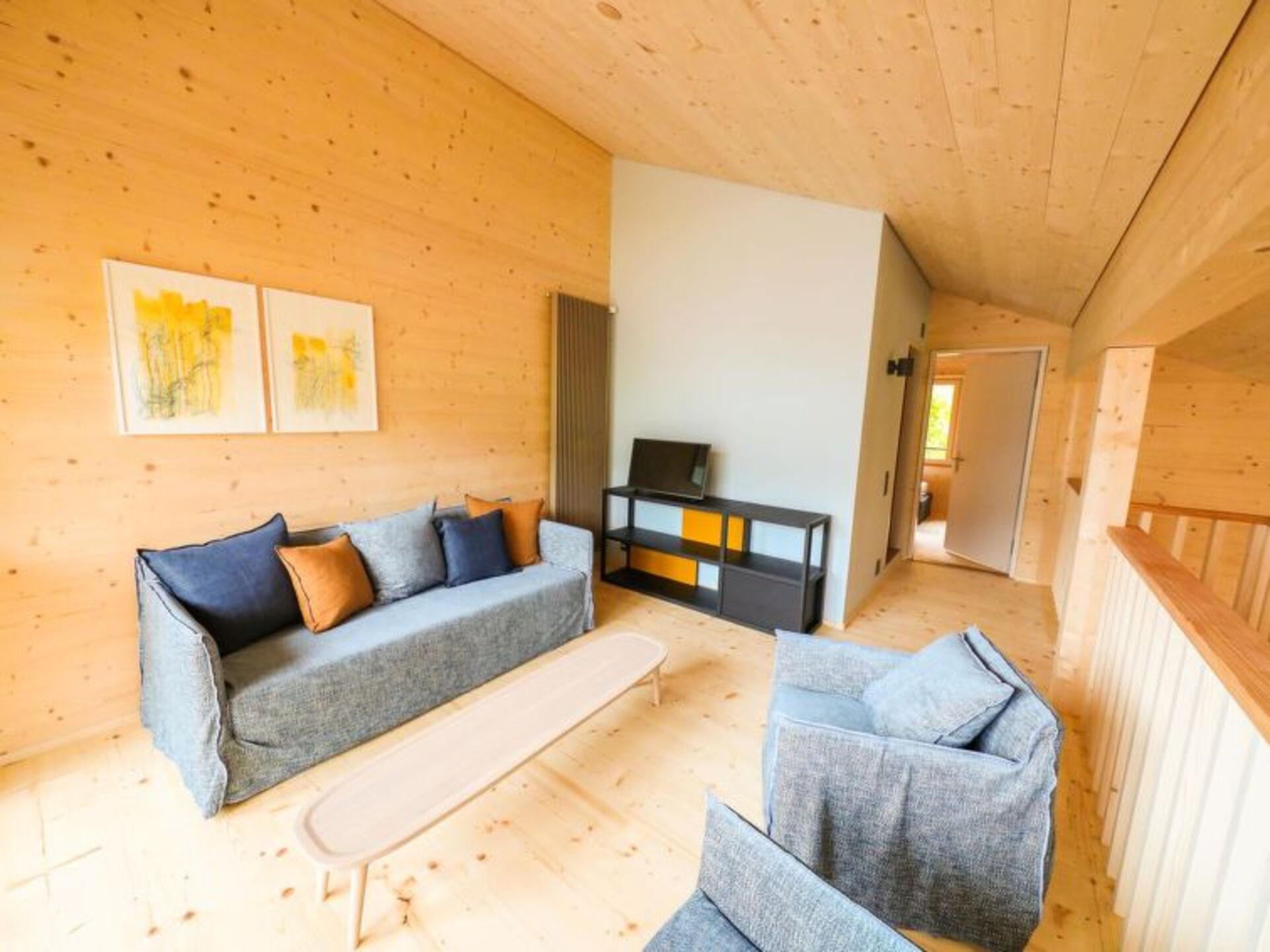 Cozy Haven in Zweisimmen City, 1194