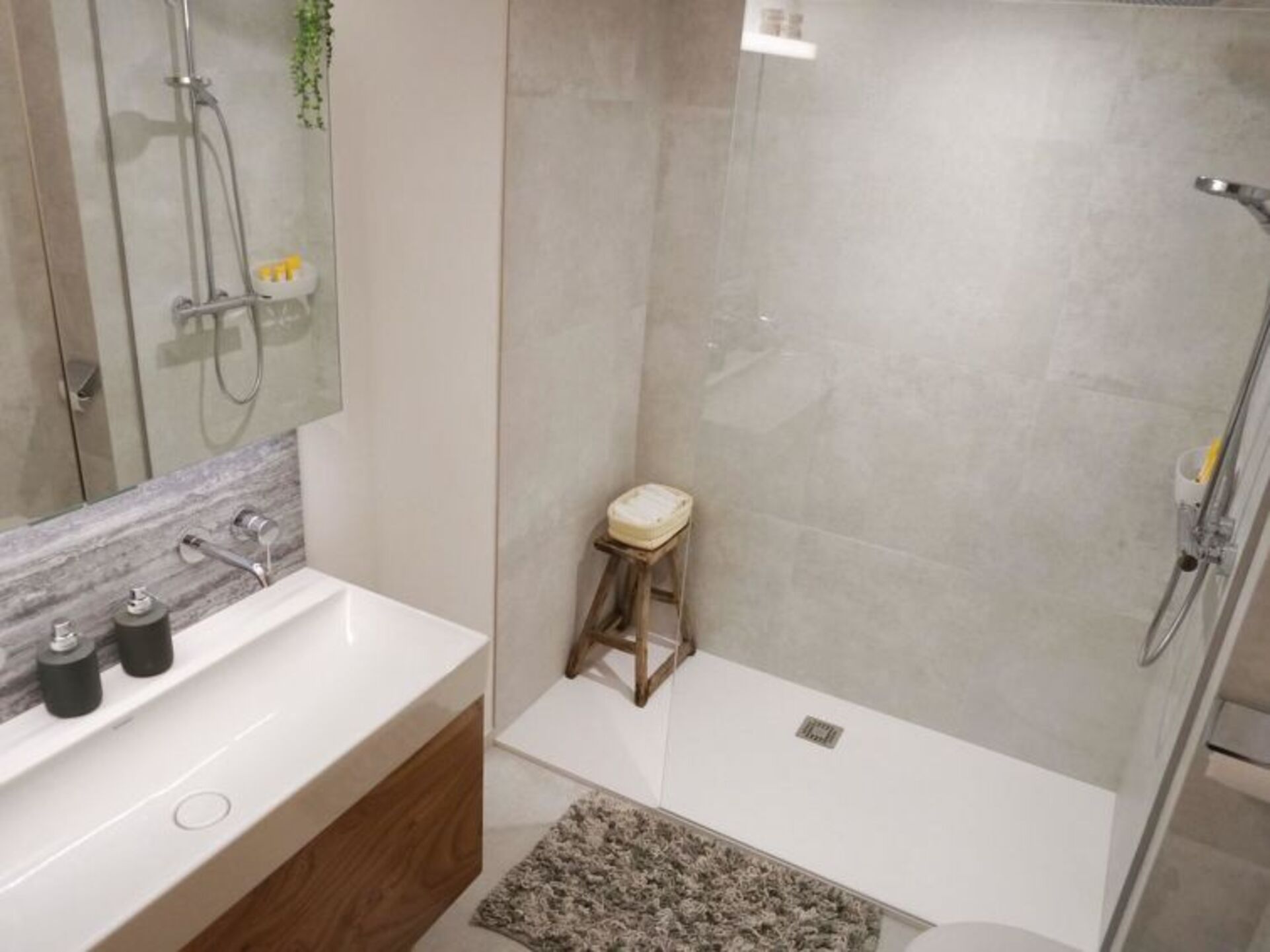 Elegant 2 Bedroom Villa in Zweisimmen, 1195