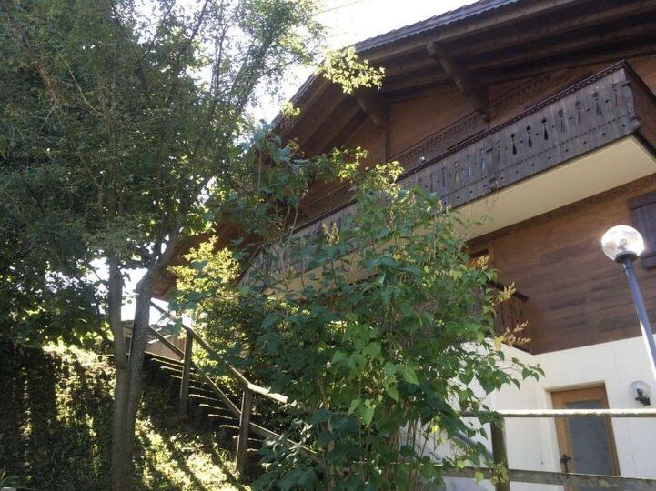Elegant 2 Bedroom Villa in Zweisimmen, 1195