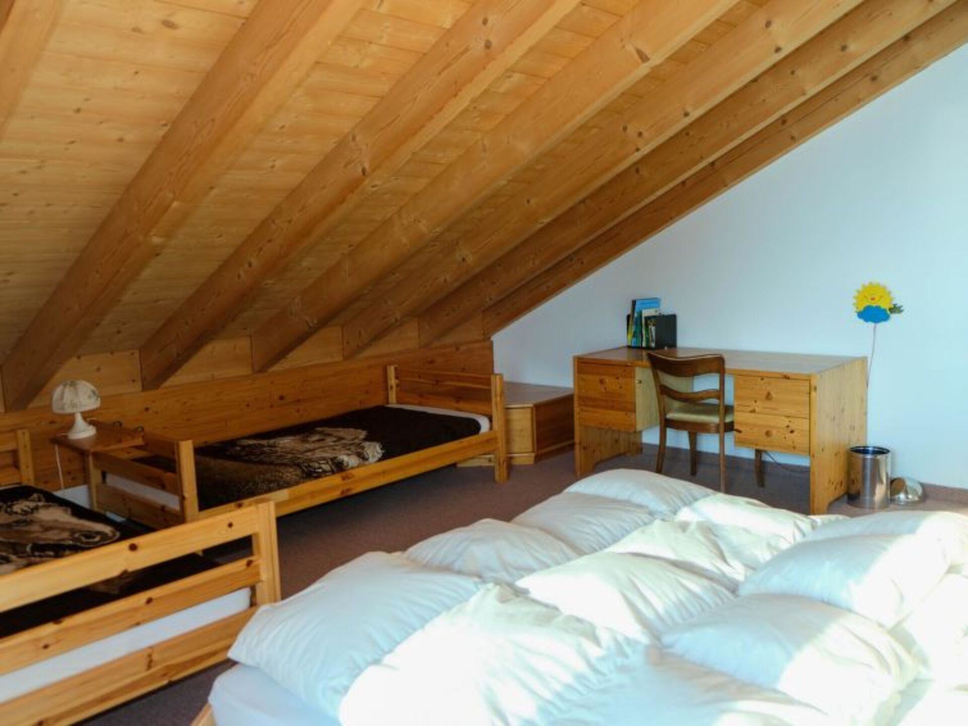 Spiez Dream Home: 5 Bedroom Villa with Pool, 1199