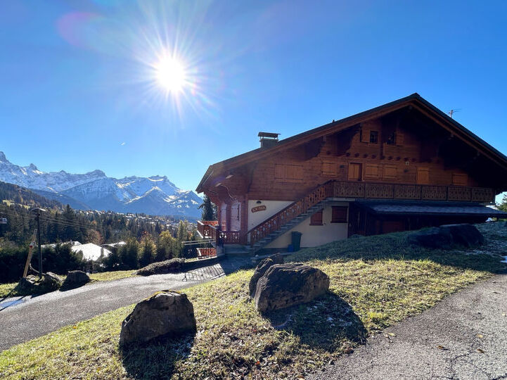 Elegant Chalet in Ollon for Memorable Holidays 1050