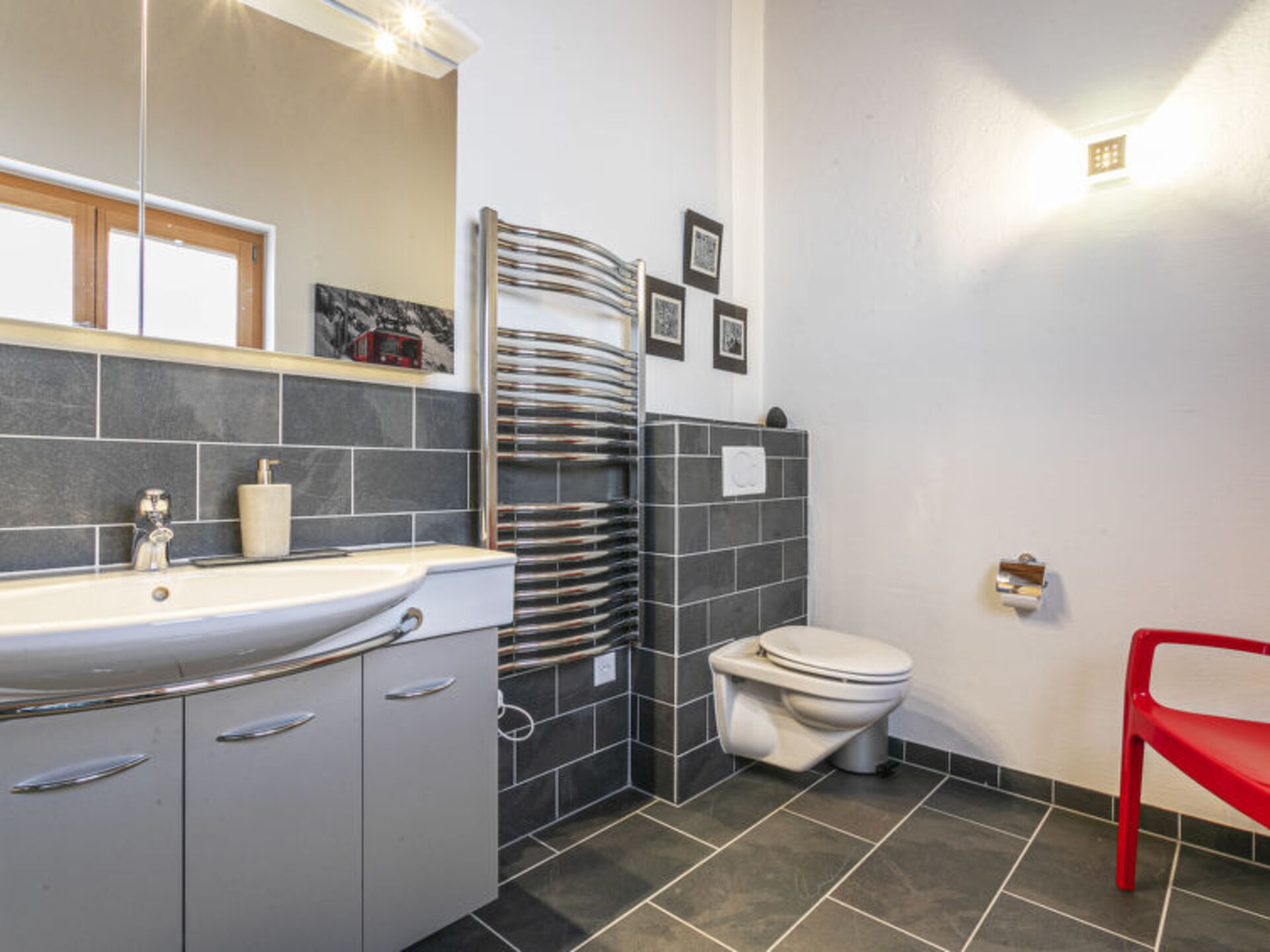 Bathroom / Wellness