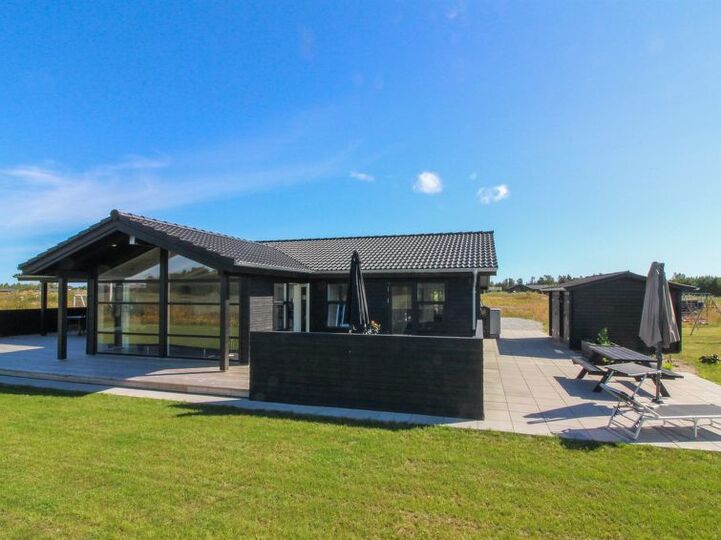 Luxury Retreat You will Love, Jerup 1016, Jerup, Denmark