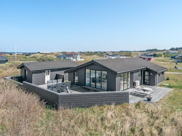 Luxury Retreat You will Love, Hjørring 1066, Hjørring, Denmark