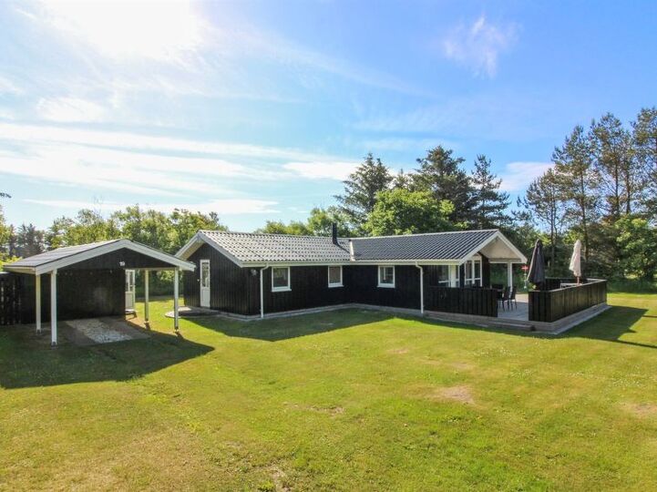 Exclusive Home in Perfect Location, Hjørring 1084, Hjørring, Denmark