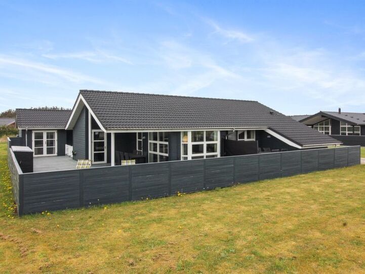 Luxury Retreat You will Love, Løkken 1030, Løkken, Denmark