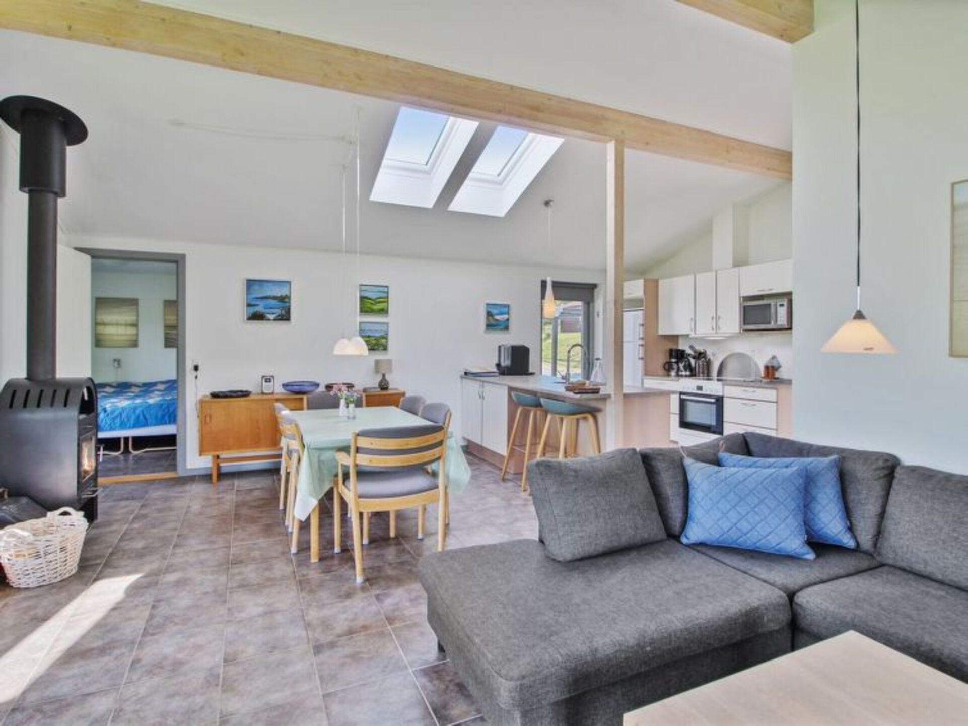 Kitchen / Dining Room