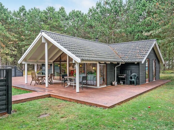Exclusive Home in Perfect Location, Rødby 1063, Rødby, Denmark