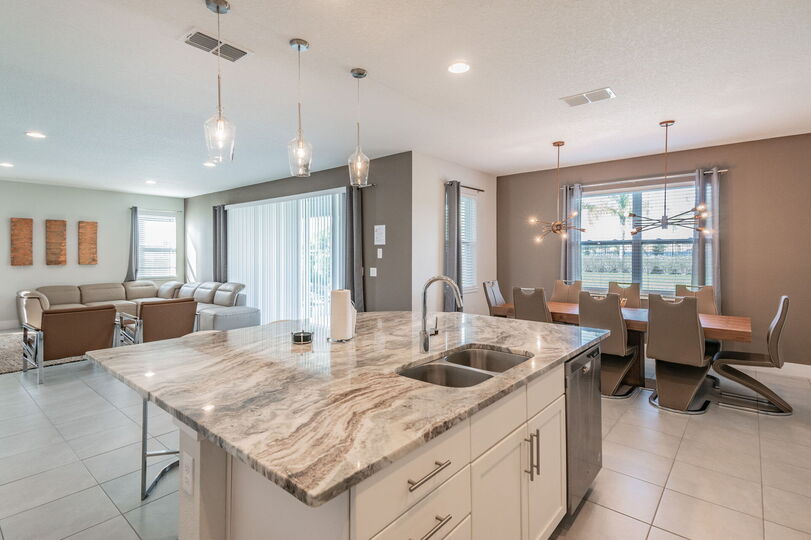 Rent the Perfect 5 Bedroom Villa, Encore Resort Villa 6416