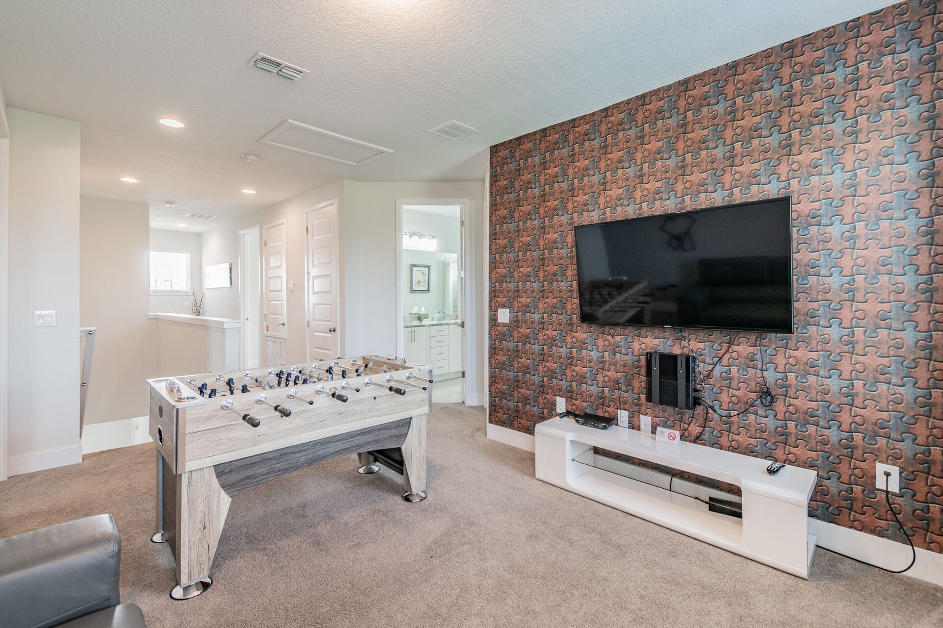 [amenities:loft-area:1] Loft Area