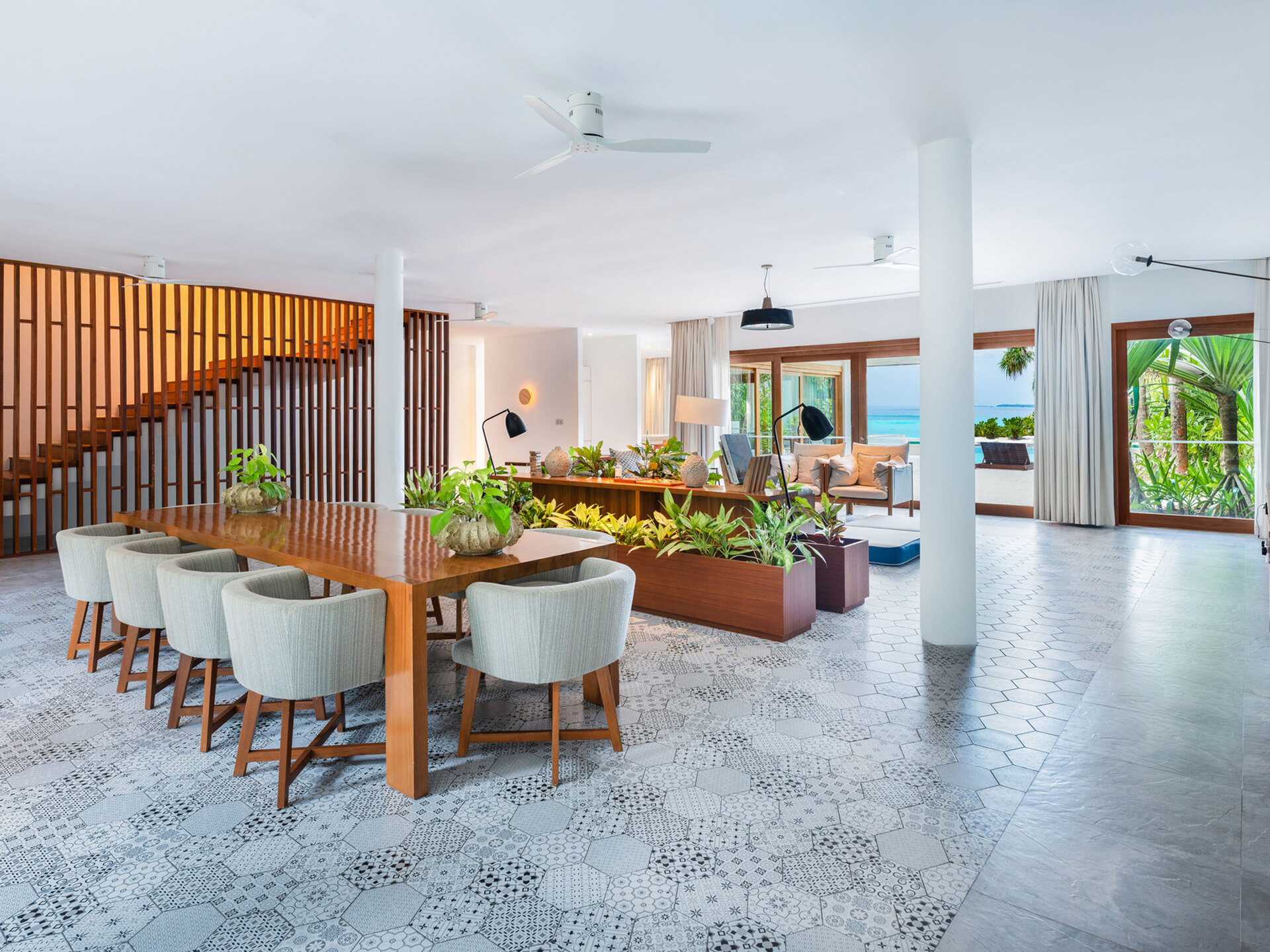 Seaside Serenity: 4 Bedroom Gem,1003