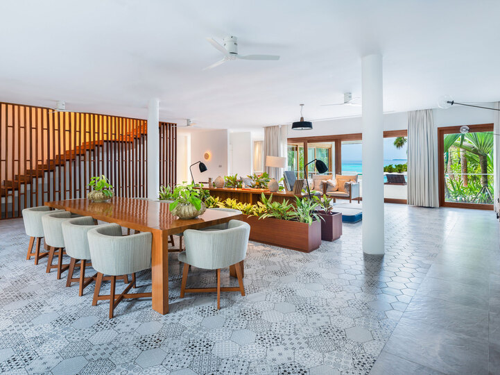 Seaside Serenity: 4 Bedroom Gem,1003