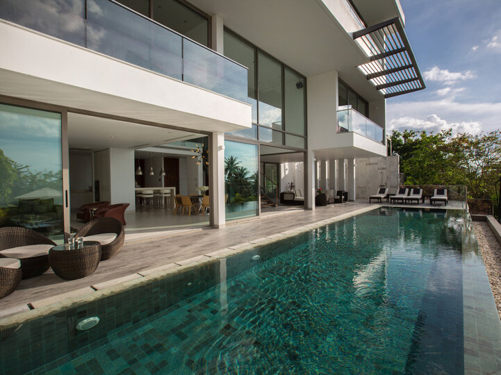 Luxurious Retreat in Phuket,1003, Tambon Sa Khu, Thailand