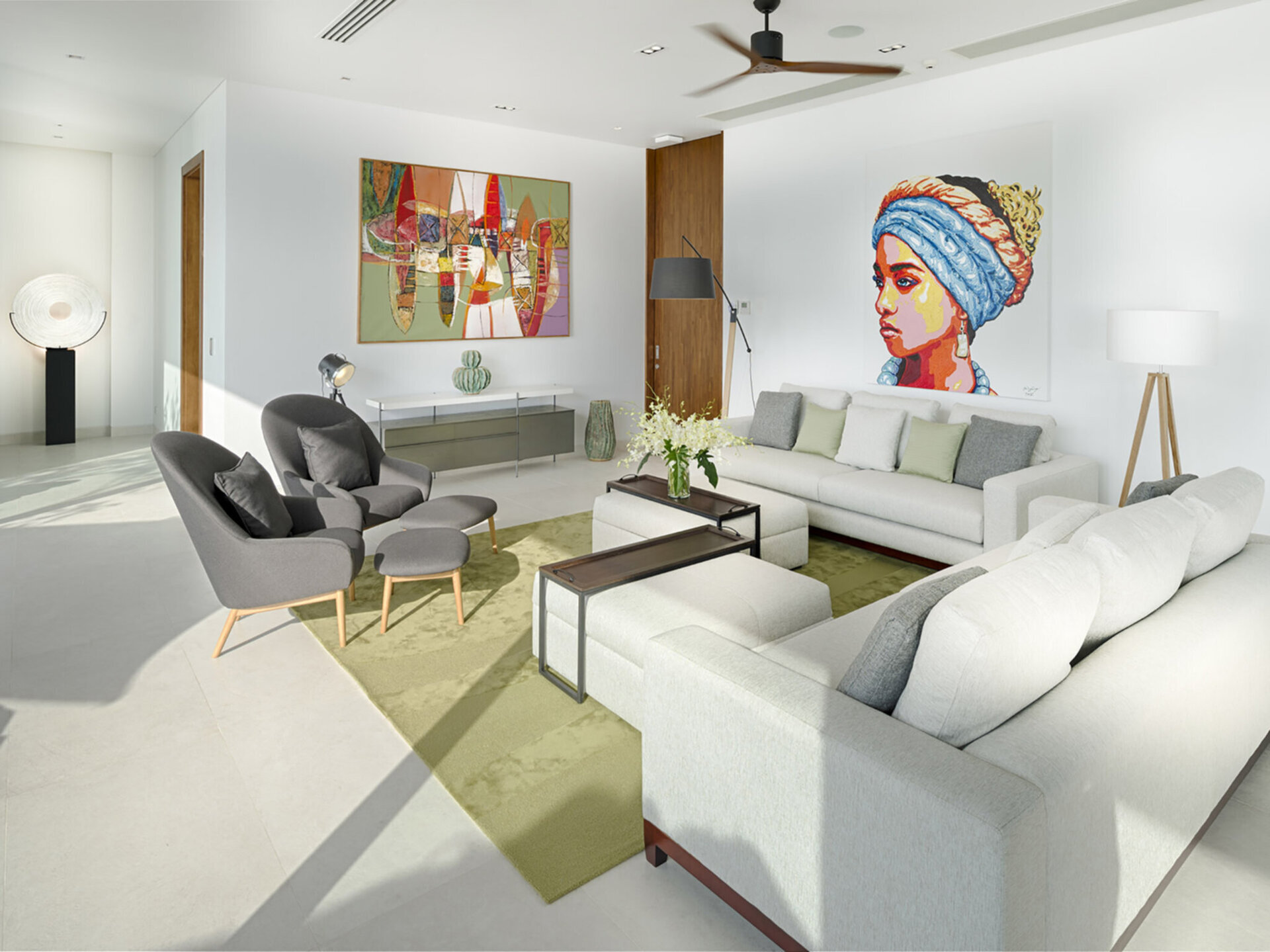 Malaiwana Penthouse - Spacious living area