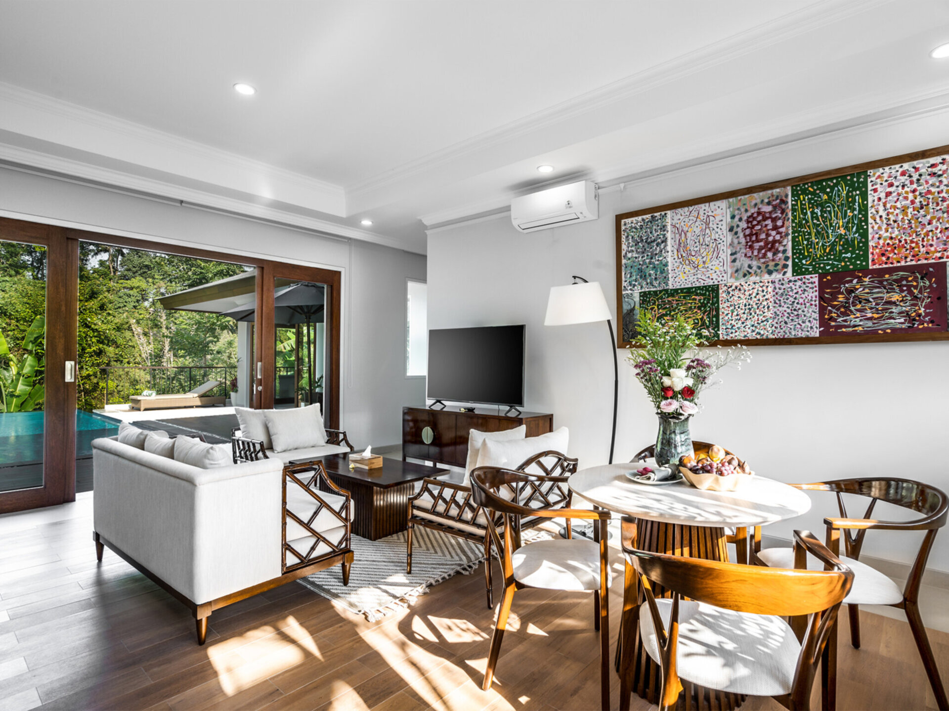 Pala Ubud - Villa Seraya B - Intimate living spaces