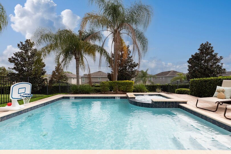 Unleash Your Dreams in a Magical Getaway, Orlando Villa 1000, Kissimmee, United States