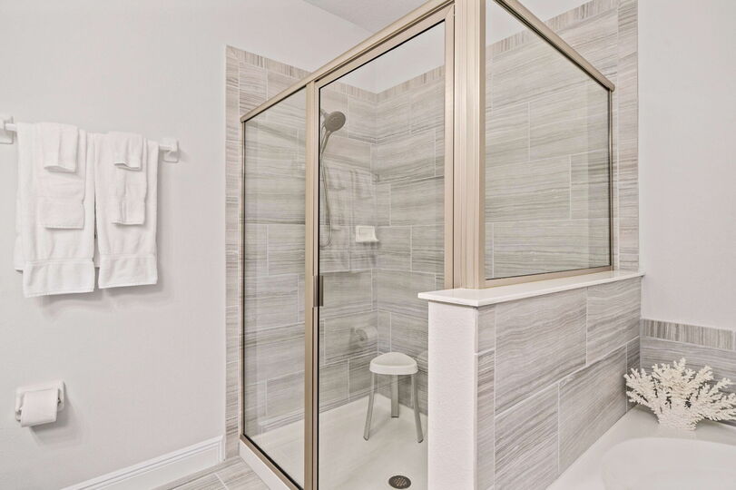 Unwind & Rejuvenate at Your Dream Hideaway, Orlando Villa 6679