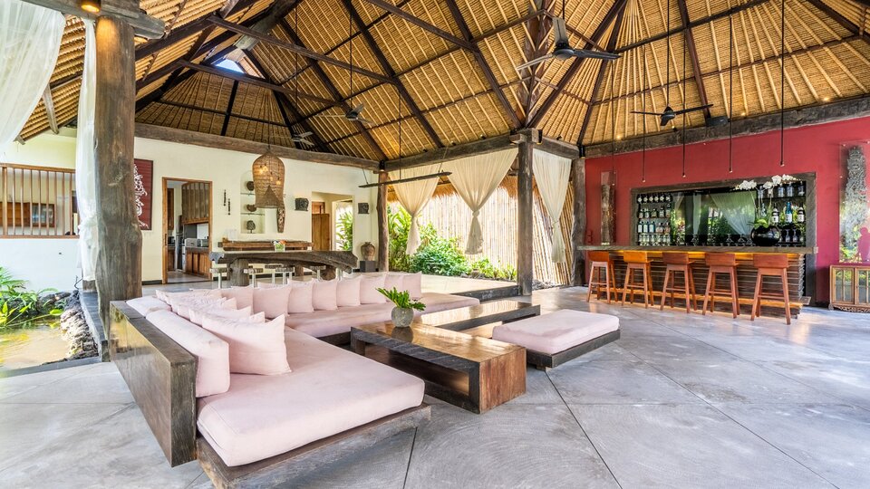 Rent Your Own 5 Star Private Villa in Seminyak, Bali Villa 2246