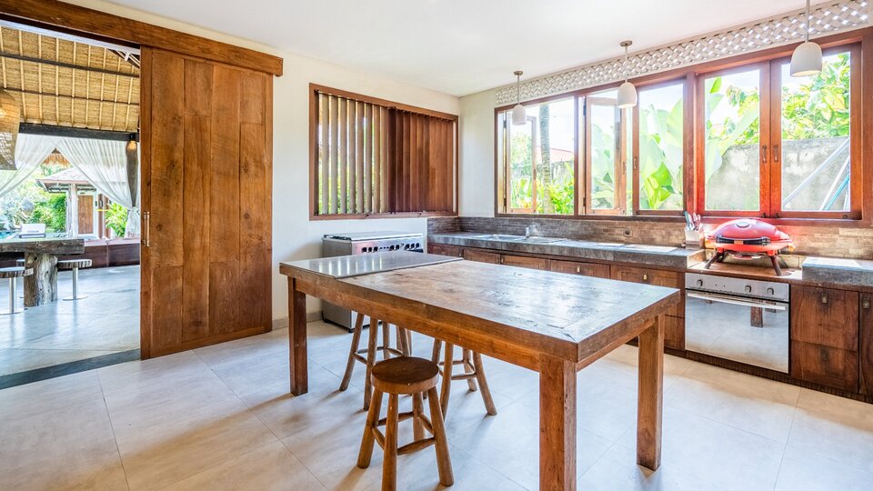 Rent Your Own 5 Star Private Villa in Seminyak, Bali Villa 2246