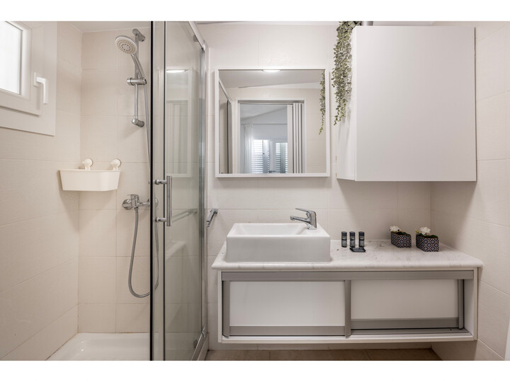 5 Star Villa Holidays are proud to present Protaras Villa 1720
