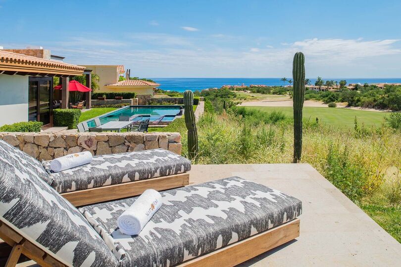Escape to Paradise at Cabo San Lucas Villa 1049: Your Luxurious Retreat